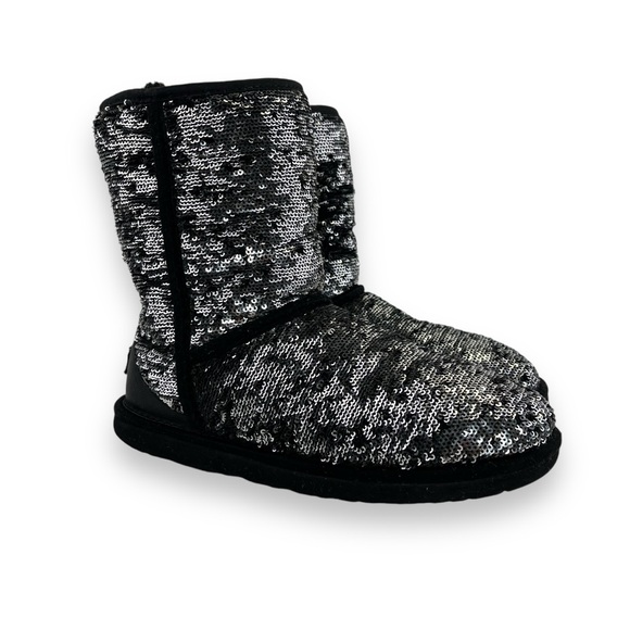 UGG Shoes - UGG Classic Short Sequin Silver & Black Wool Lined Casual Cozy Fall Boot 6